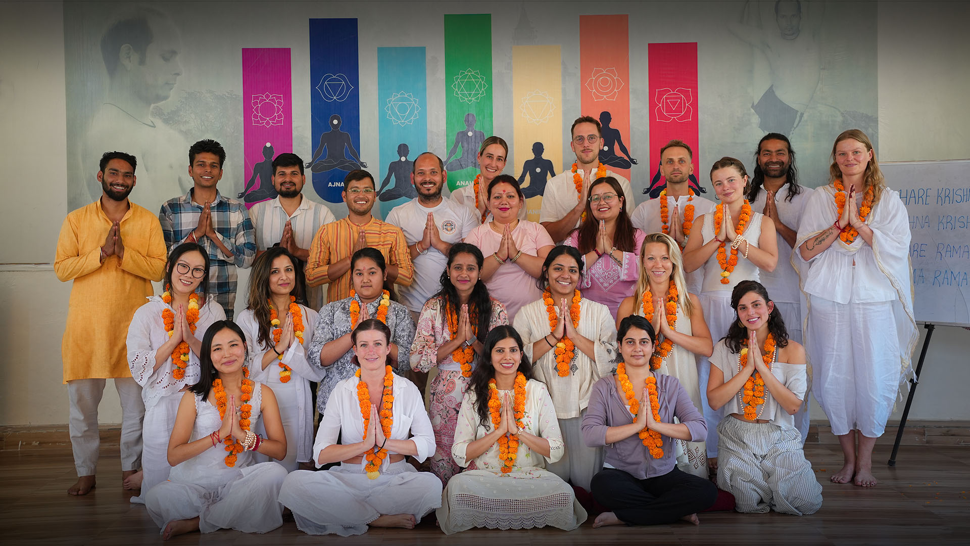 welcome-ceremony-at-rishikesh-vinyasa-yoga-school